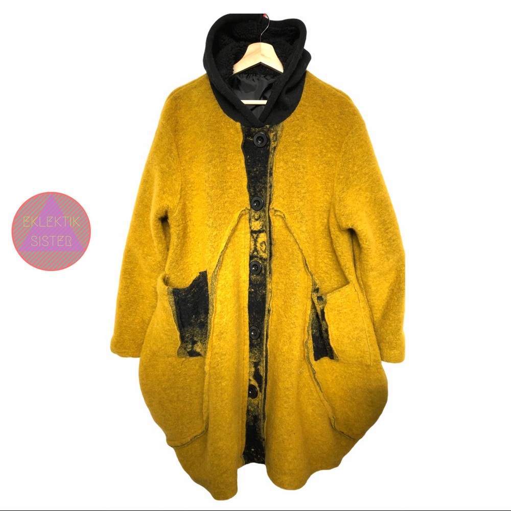 Yellow wool blend bubble hem hooded jacket